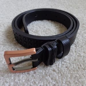 Calvin Klein Textured Genuine Leather Belt